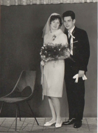 Marie Komůrková's wedding photo