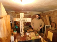 Miroslav Sedlář with a hand-carved cross