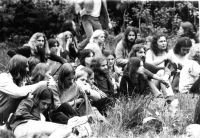 Undergroundový festival v roce 1985 na Třemešku  pořádaný na pětadvacáté narozeniny Antonína Mikšíka