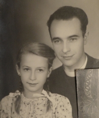 The priest Jiří Schnitter from Vysoké Mýto with his sister, he baptized Ludmila Kantorová