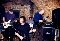 December 1999 / Našrot live Praha Vinárna U Sudu (from left Martha, Hraboš, Jouza, Ceemek) / Photo: M. Lédl