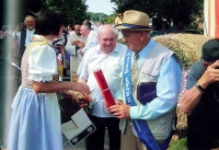 Dožínky - pan Ulrich a katolický farář ze Slaného 2016