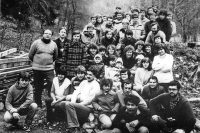 The priest Adolf Petr with the youth in Travná, 1980