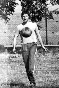 Štefan Uher at the training of the football club Družstevník Dolný Lopasov, second half of the 1970s