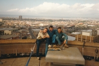 Josef Motyčka (in the middle) repairing a skyscraper in Melbourne, 1987