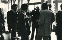 Johnny Cash visiting U.S. embassy in Prague, Josef Motyčka second from the left; 1978