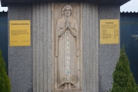 Monument to the founding of the Vyšata farm in Tuchoraz