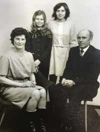 Anna Hladká with her husband and daughters