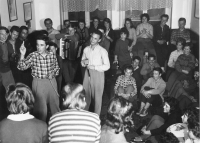 A school ski trip to Martinské hole. With classmate Mudr. Stanislav Hubinka (pediatrician in Vyškov) considered as entertainers, 1960