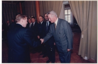 Václav Havel, Jan Kruml and Ladislav Šustr during the meeting with the mayors representing villages that suceeded in the Village of the Year competition, 6 June 1996, Prague Castle 