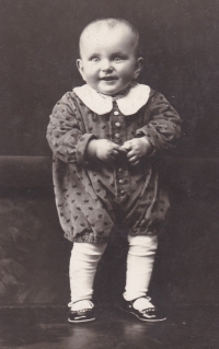 The witness as a one and a half year old boy - 1932