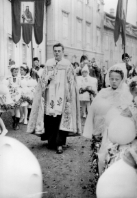 First Mass procession of Vlastimil Ovčáčík in Velehrad