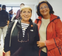 Soňa Goldenbergová s Mirou Kleinovou, ktorá sa tiež narodila v koncentračnom tábore Sereď