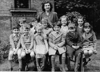 Anna at school in the UK in 1948