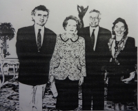 DT and Margaret Thatcher. Visit to the Czech Republic in the mid-1990s. Lunch in Kramář's villa. With Václav Klaus, wife Livia.