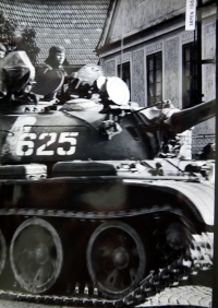 Soviet occupation in Blovice, August 1968 (photo by M. Navrátil) 