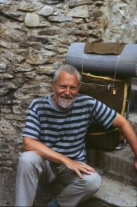 Zdeněk Susa on one of the pilgrimages, 1995