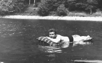 A post-wedding idyll on the Pastvinská dam