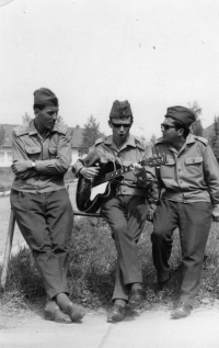 Military service (the witness on the right), approximately 1966