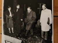 Prague 1990, with the chairman of the Jewish Agency Simh Dinitz, his wife and Bedeich Nosek at the old Jewish cemetery