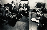 Fet u Plchů - Celebration of Plch's 25th birthday in 1970 in his parents' apartment on Pellicova Street. The photo shows Plch's girlfriend Jana Uhlířová, Stáňa Kopalová with JAMU student Bolek Polívka, Jan Svoboda and the then "jamák" actor Jiří Bartoška.