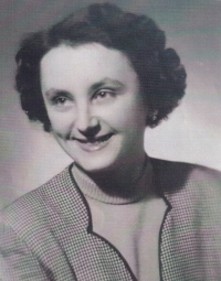 Jarmila Lebedová (50s) 