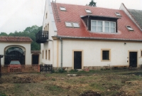 Pamětníkův statek po renovaci, rok 1995