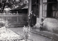 S matkou, Brno-Židenice, 1925