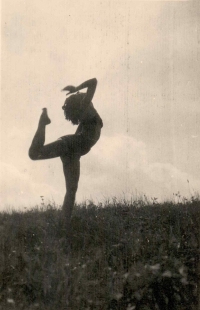 Stanislava Žabková in Veselí u Václavic. Summer 1951