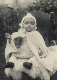 Stanislava Žabková in spring of 1933