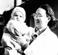 One-year old Ivana with her mum, 1961