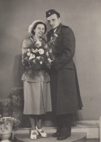 Milada and František Rejmans’ wedding photo, circa 1953