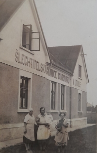 Ladislav´s native home in Litol, his mum is holding Ladislav 