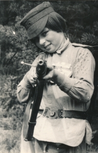 Fotografie z pionýrského tábora v Jetřichovicích, 1957