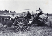 Václav a Jindřich Ženíšek working on the Chodov farm