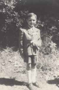 In a childhood photo from the late 1940s		