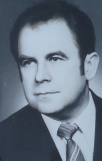 Eva Mečlová's husband Zdeněk Mečl, who died in May 1999 shortly after their 40th wedding anniversary