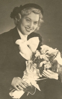 Wedding photo of Hana Ženíšková