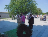 Marie Ryšavá (right) during a memorial service in Leopoldov, circa 2018