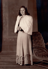 Hedvika Šišková, undated