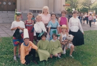 Lidmila Kubinová with her class 5.B. in Hronov in the school year 1991-1992, she wrote a play for them called Magic Words