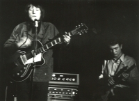 The Tone Hunters playing at the Divadélko theatre in the ÚDA building in the Vítězné Square (back then, the Great October Socialist Revolution Square), around 1967/68