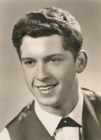 Aleš Suk in 1964, graduation photo