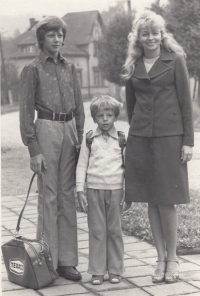 Lidmila Kubinová and sons Libor and Leoš, who went to school for the first time in 1976