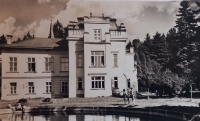 Sklenářka residence, Hrochův Týnec, 1950s 