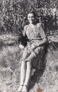 Ludmila Klinkovská in 1942 in front of the family villa in Zlín