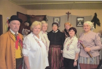 Jaroslava Svobodová (in the middle) with other members of the Baráčník association