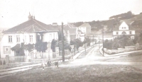 The house on Krondlova Street where Alena Štěpánková Veselá grew up (1927)