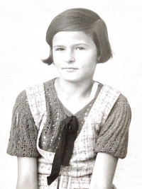 Alena Stepankova Veselá in 1934