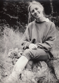 Irena Kvapilová na svatební cestě, Šumava, 1990 